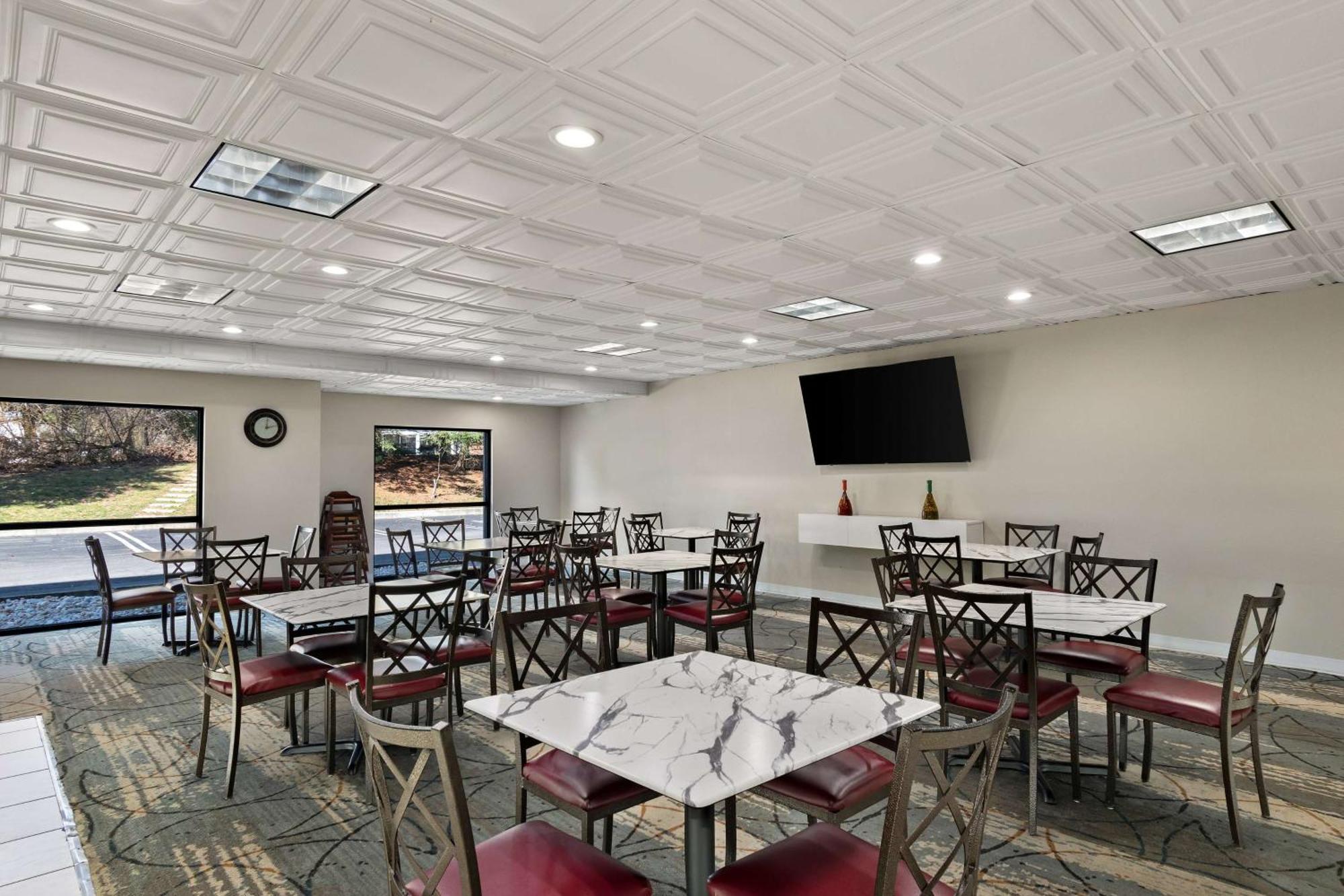 Ramada By Wyndham Harrisburg/Hershey Area Экстерьер фото