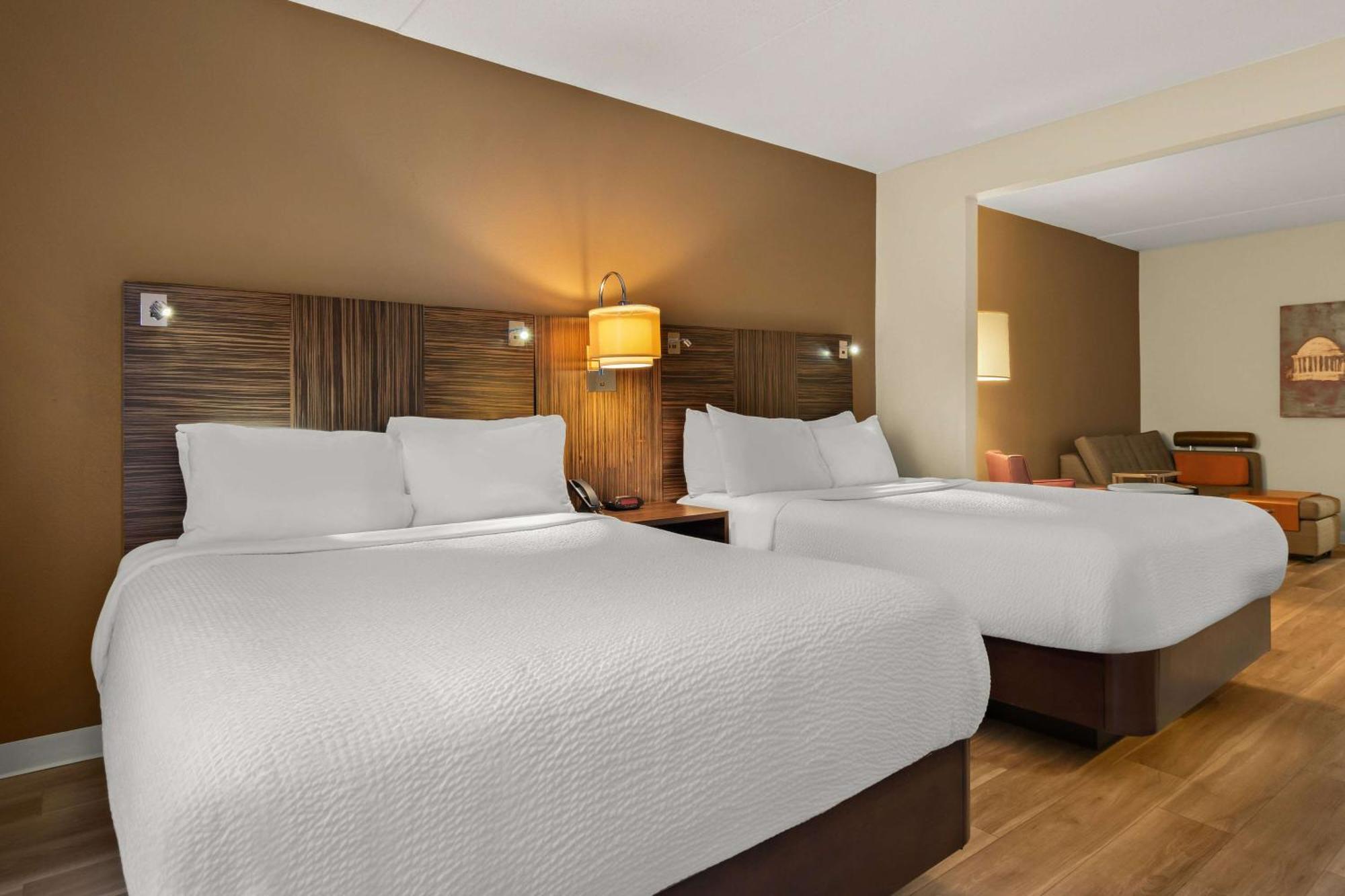Ramada By Wyndham Harrisburg/Hershey Area Экстерьер фото