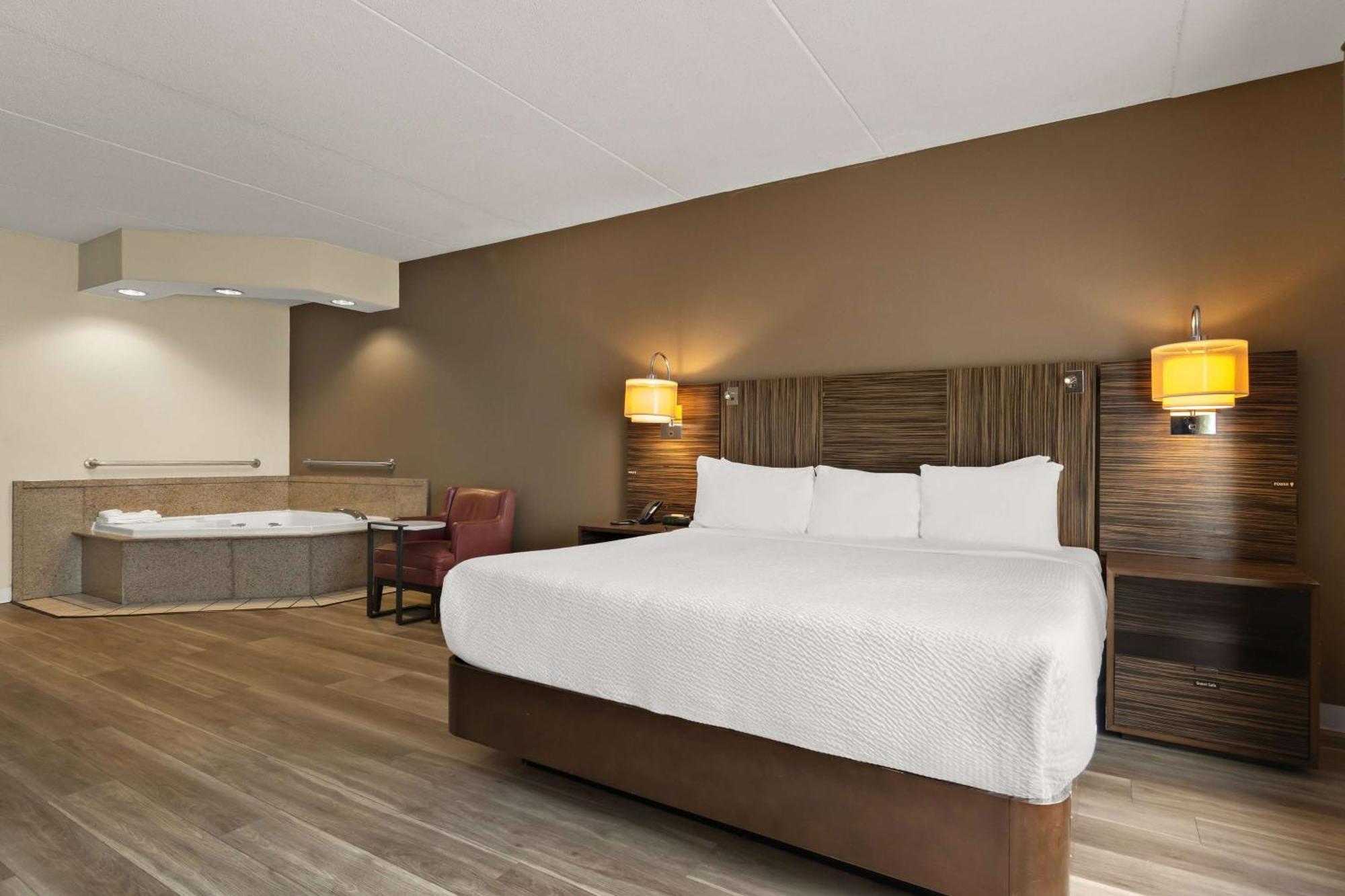 Ramada By Wyndham Harrisburg/Hershey Area Экстерьер фото