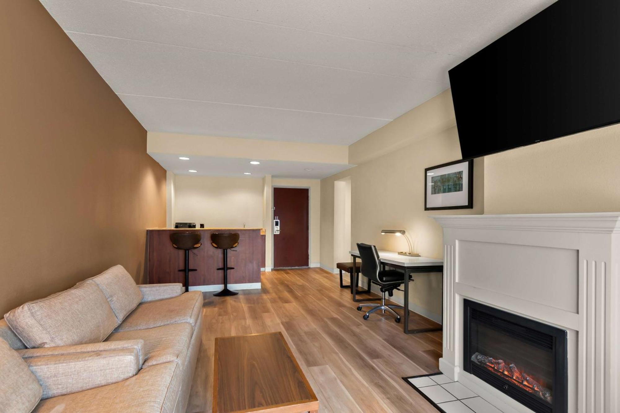 Ramada By Wyndham Harrisburg/Hershey Area Экстерьер фото